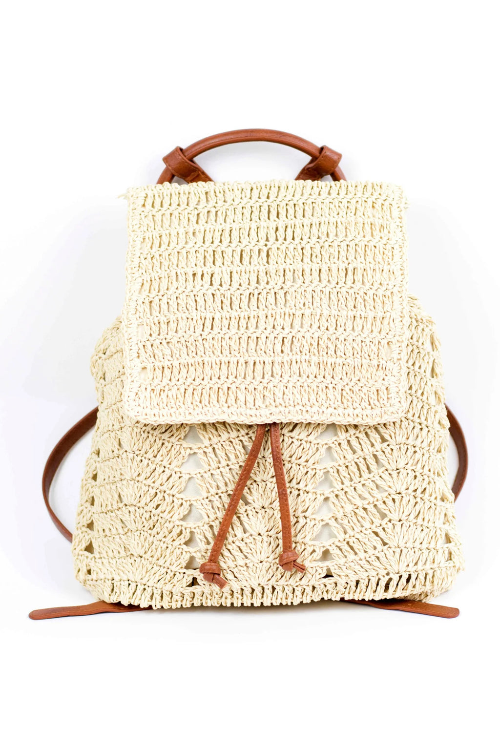 Mochila informal blanca de estilo retro con correas de cuero sintético tejido con paja.