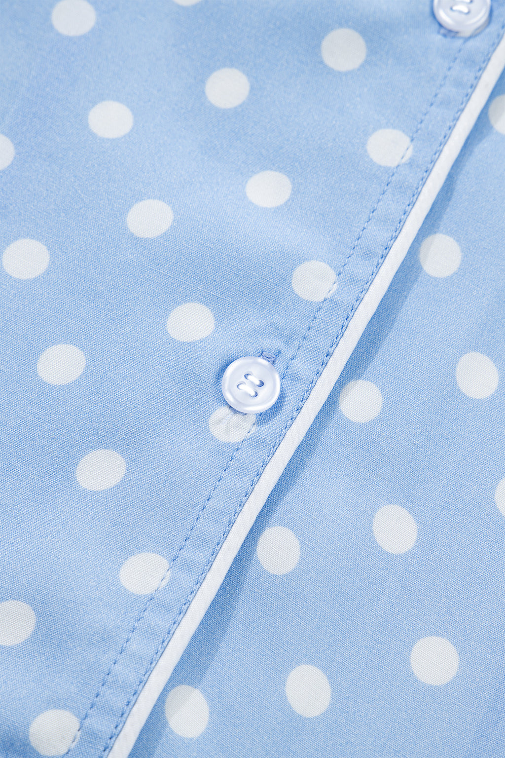 Conjunto de pijama corto suave con estampado de puntos azul cielo