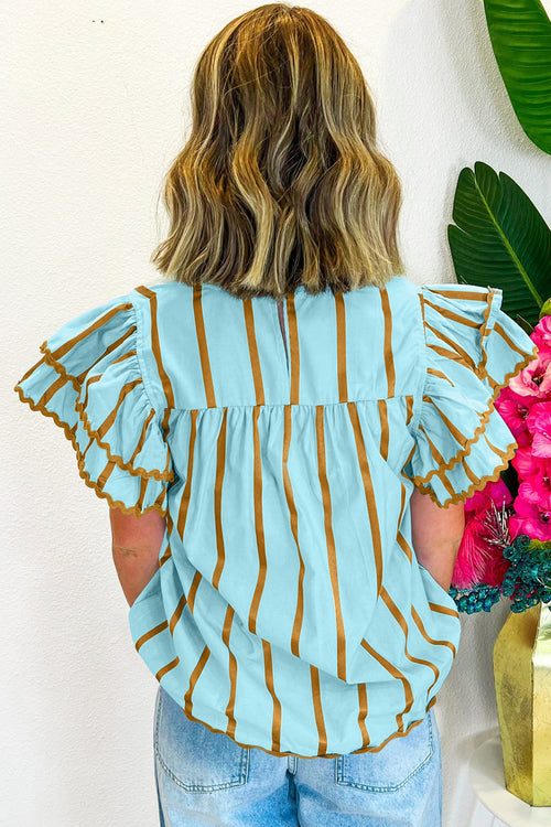 Blusa de manga corta con cuello en V, doble volante y ribete de ricrac a rayas azul cielo