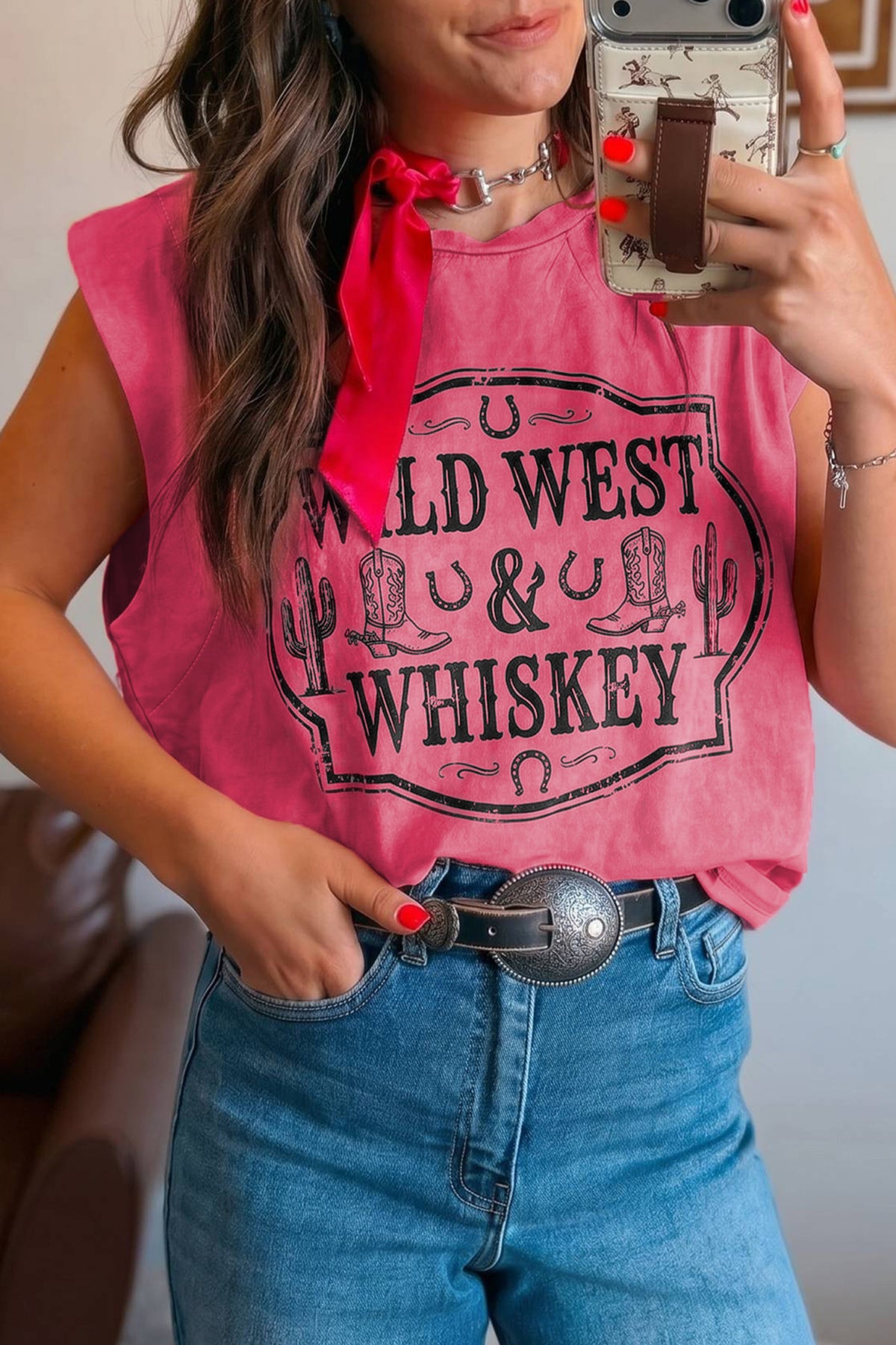 Top sin mangas con estampado de whisky del salvaje oeste lavado de Bonbon Toner
