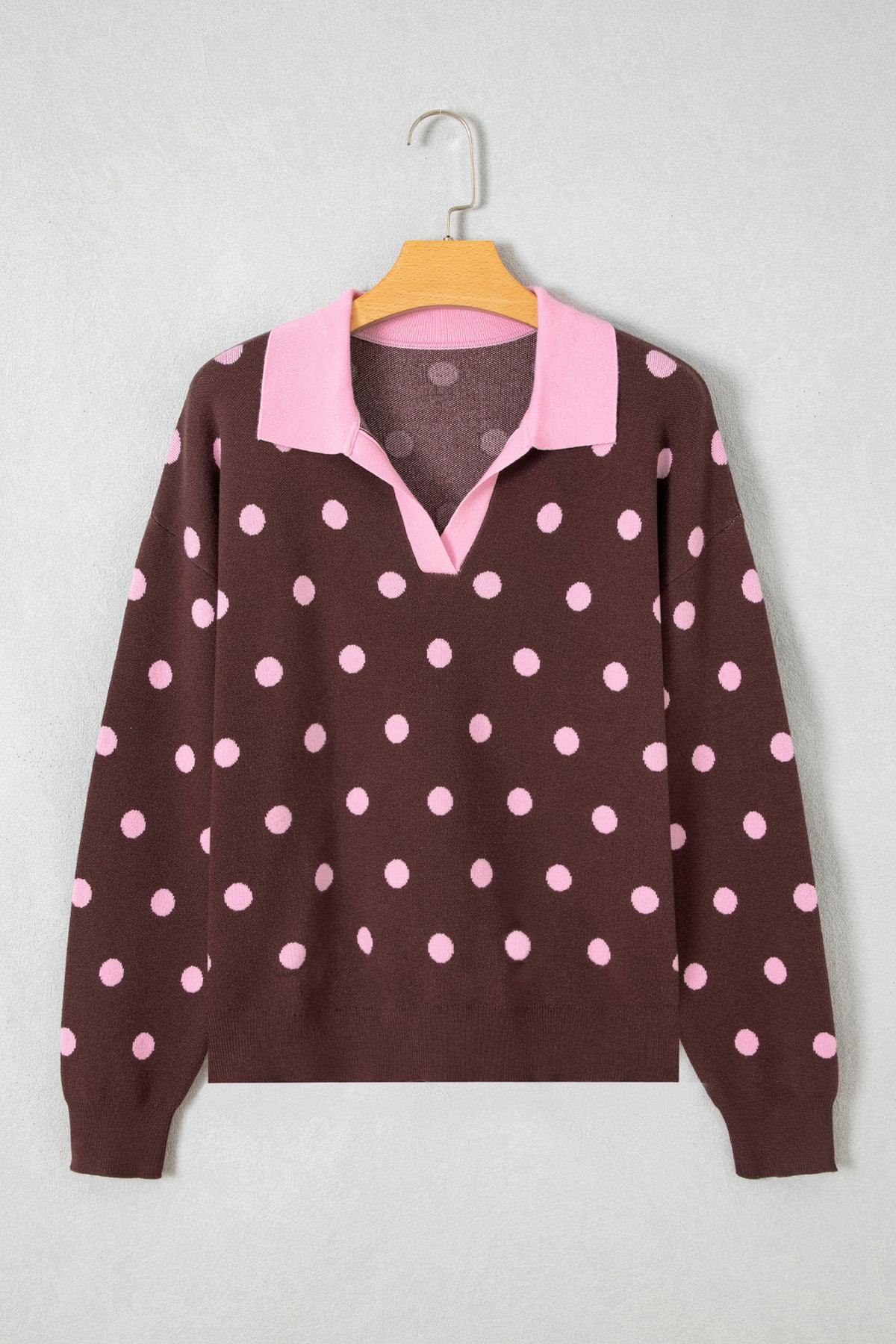 Jersey holgado con cuello y bloques de color con estampado de lunares rosas