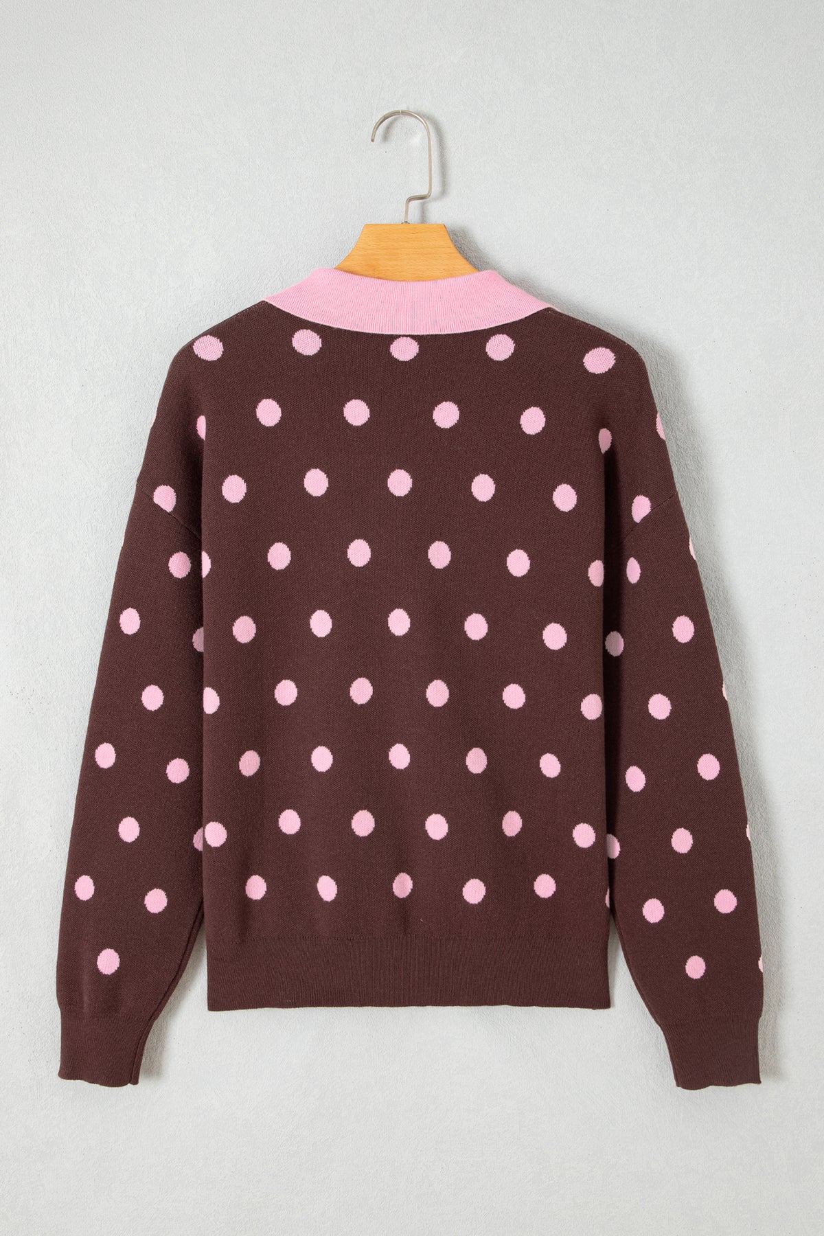 Jersey holgado con cuello y bloques de color con estampado de lunares rosas