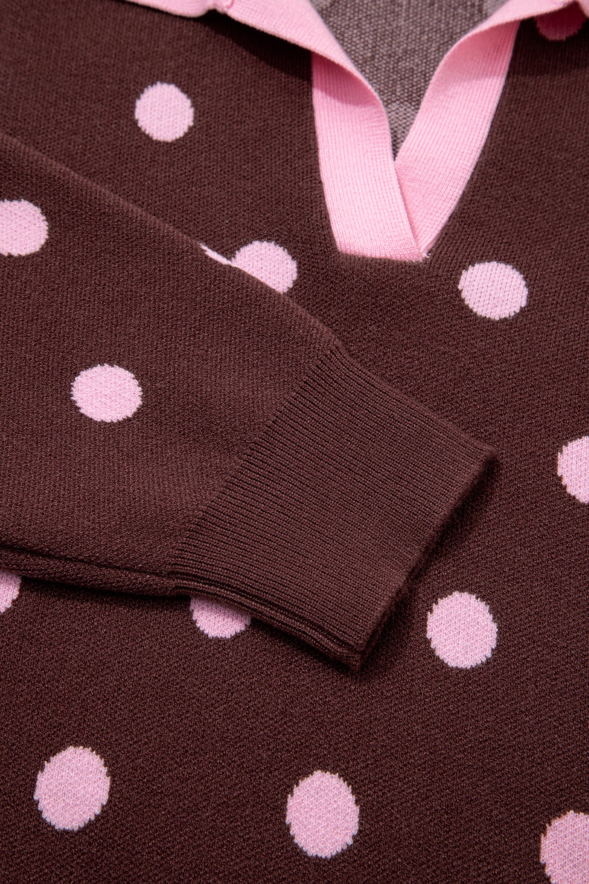 Jersey holgado con cuello y bloques de color con estampado de lunares rosas