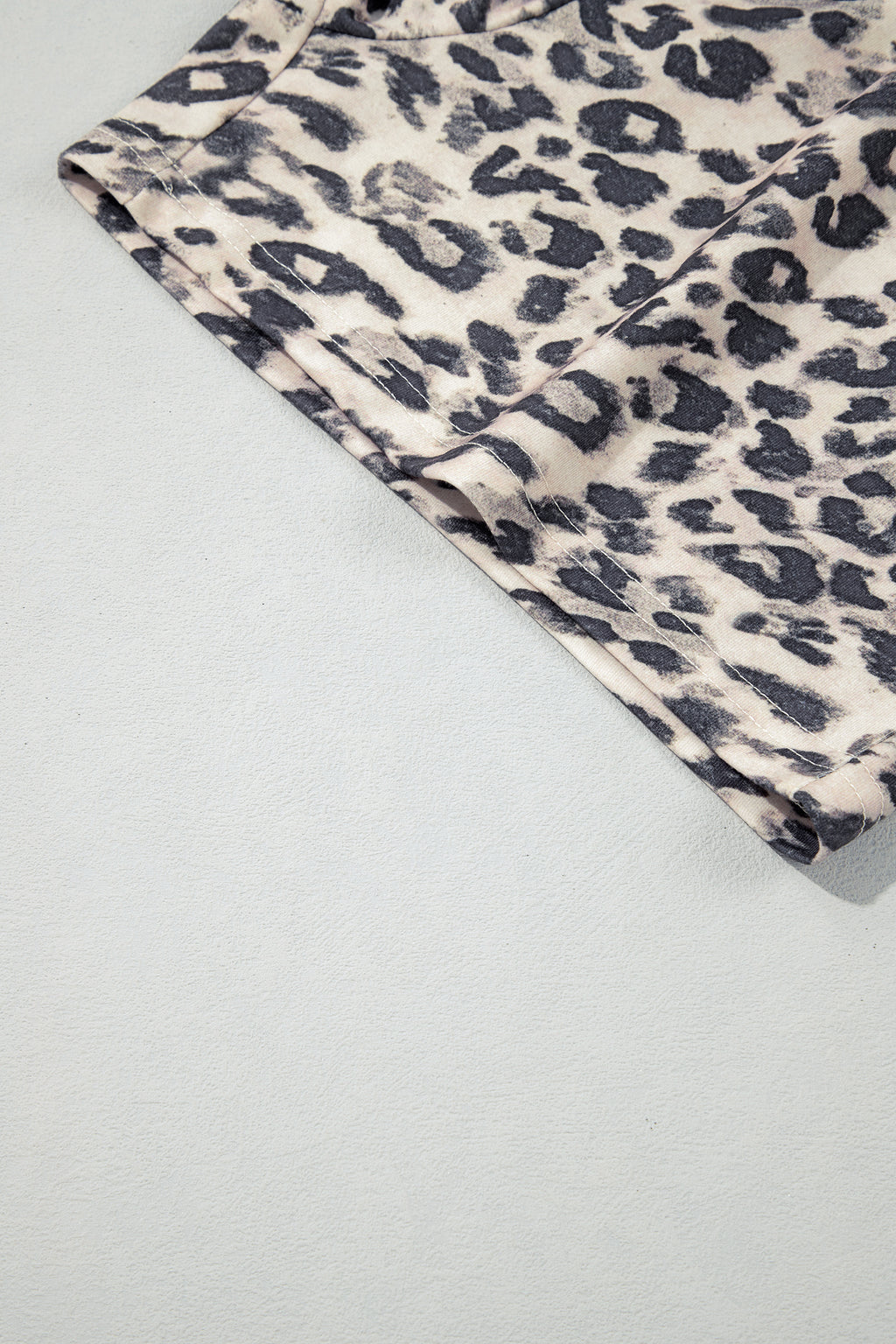 Conjunto de pantalón con capucha, cremallera y cordón ajustable con estampado de leopardo multicolor