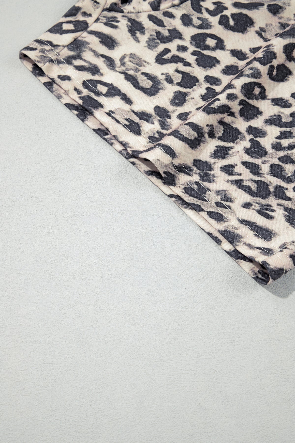 Conjunto de pantalón con capucha, cremallera y cordón ajustable con estampado de leopardo multicolor