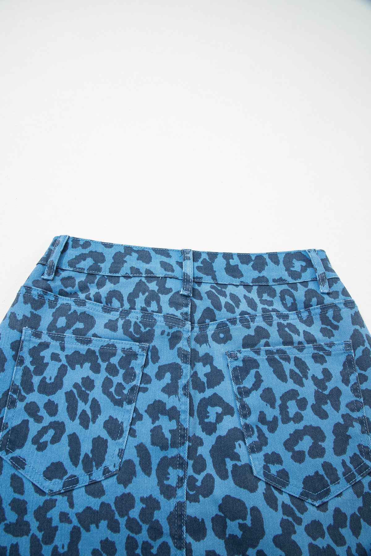 Falda vaquera larga informal de uso diario con estampado de leopardo azul cielo y marron