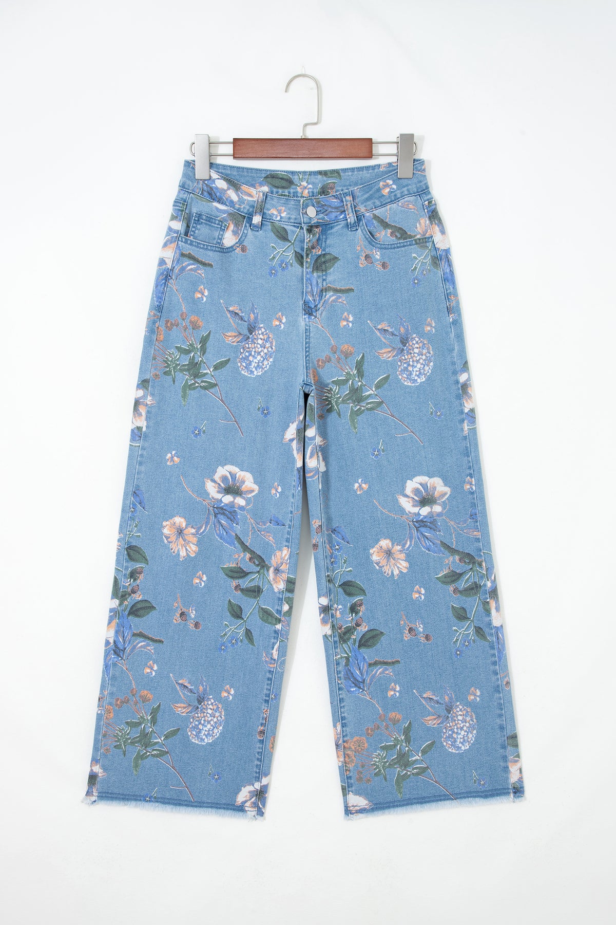 Vaqueros rectos con bajo deshilachado y estampado floral retro azul cielo