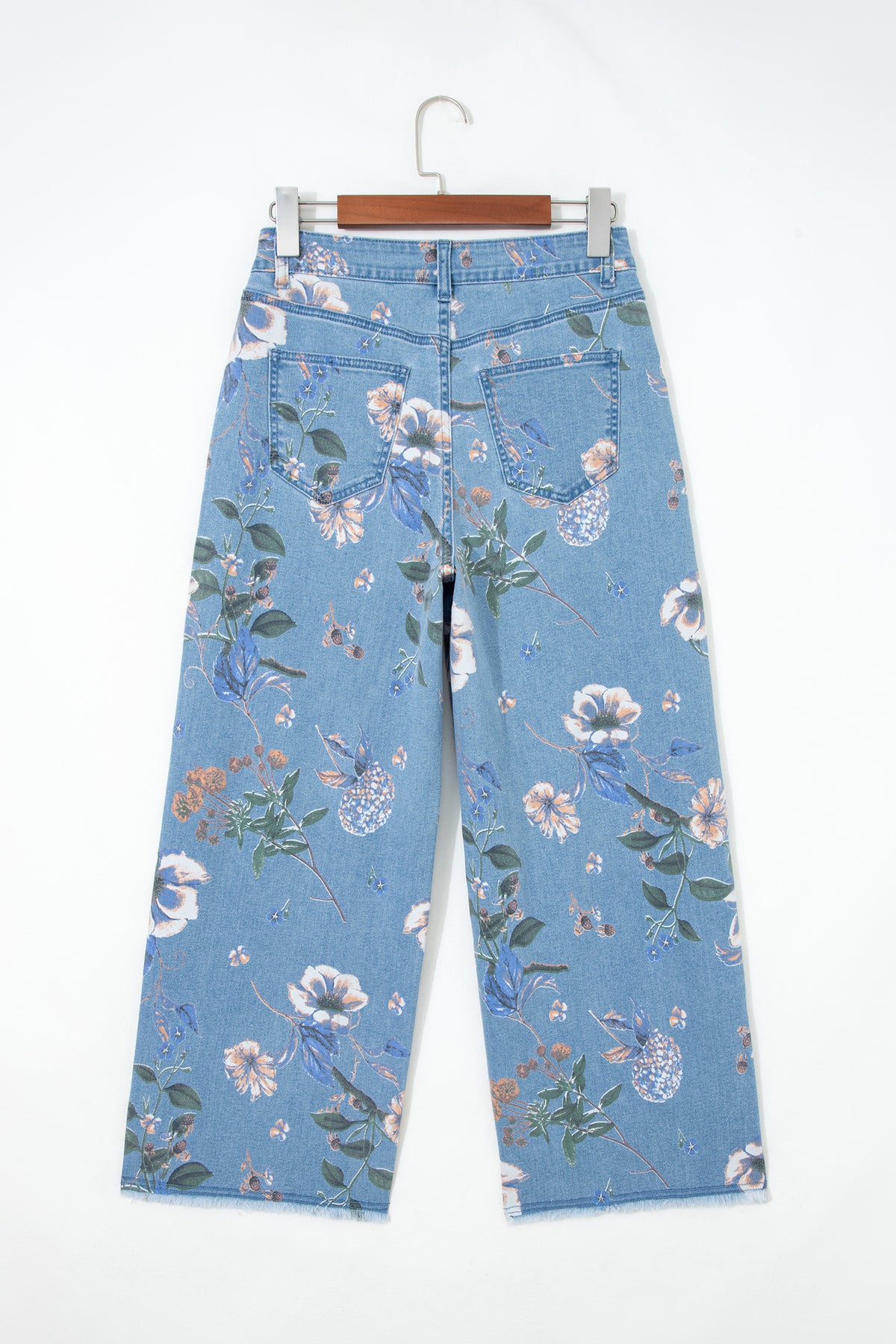 Vaqueros rectos con bajo deshilachado y estampado floral retro azul cielo