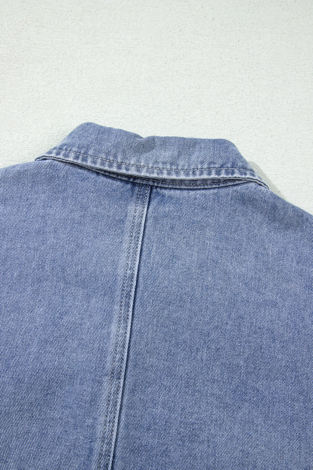 Chaqueta vaquera de manga larga con bolsillos, cremallera y remaches metálicos con tachuelas Beau Blue