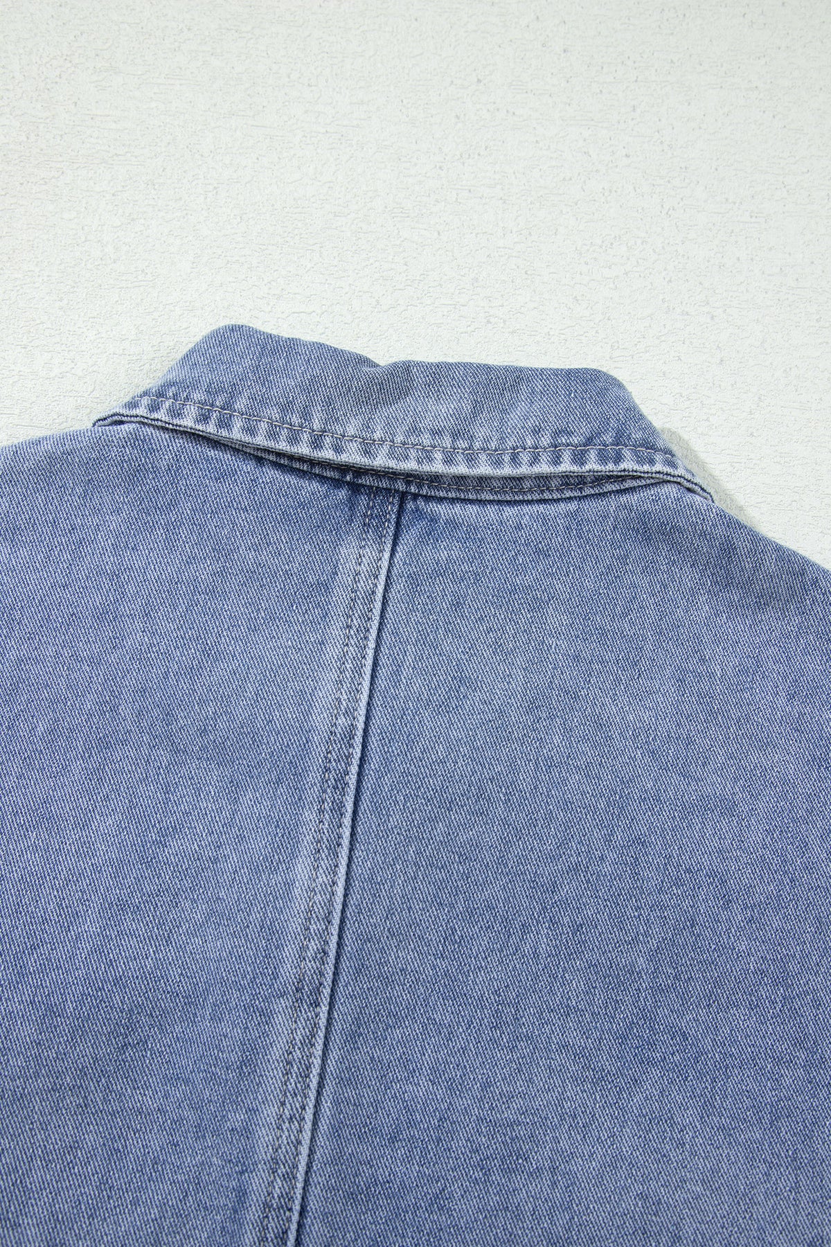 Chaqueta vaquera de manga larga con bolsillos, cremallera y remaches metálicos con tachuelas Beau Blue