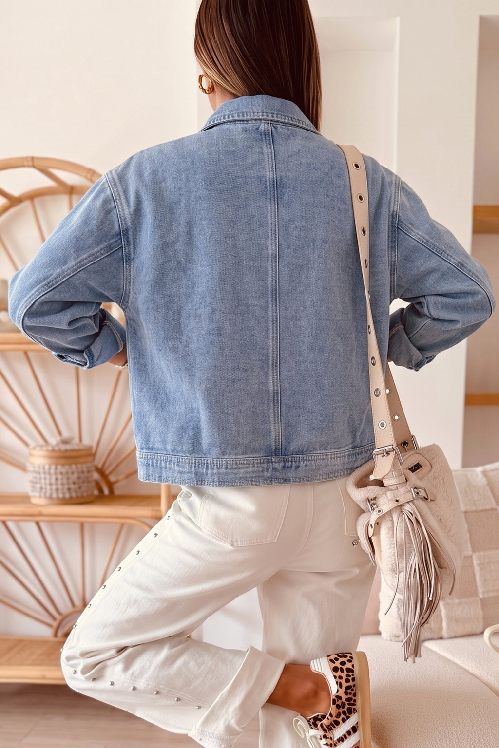 Chaqueta vaquera de manga larga con bolsillos, cremallera y remaches metálicos con tachuelas Beau Blue