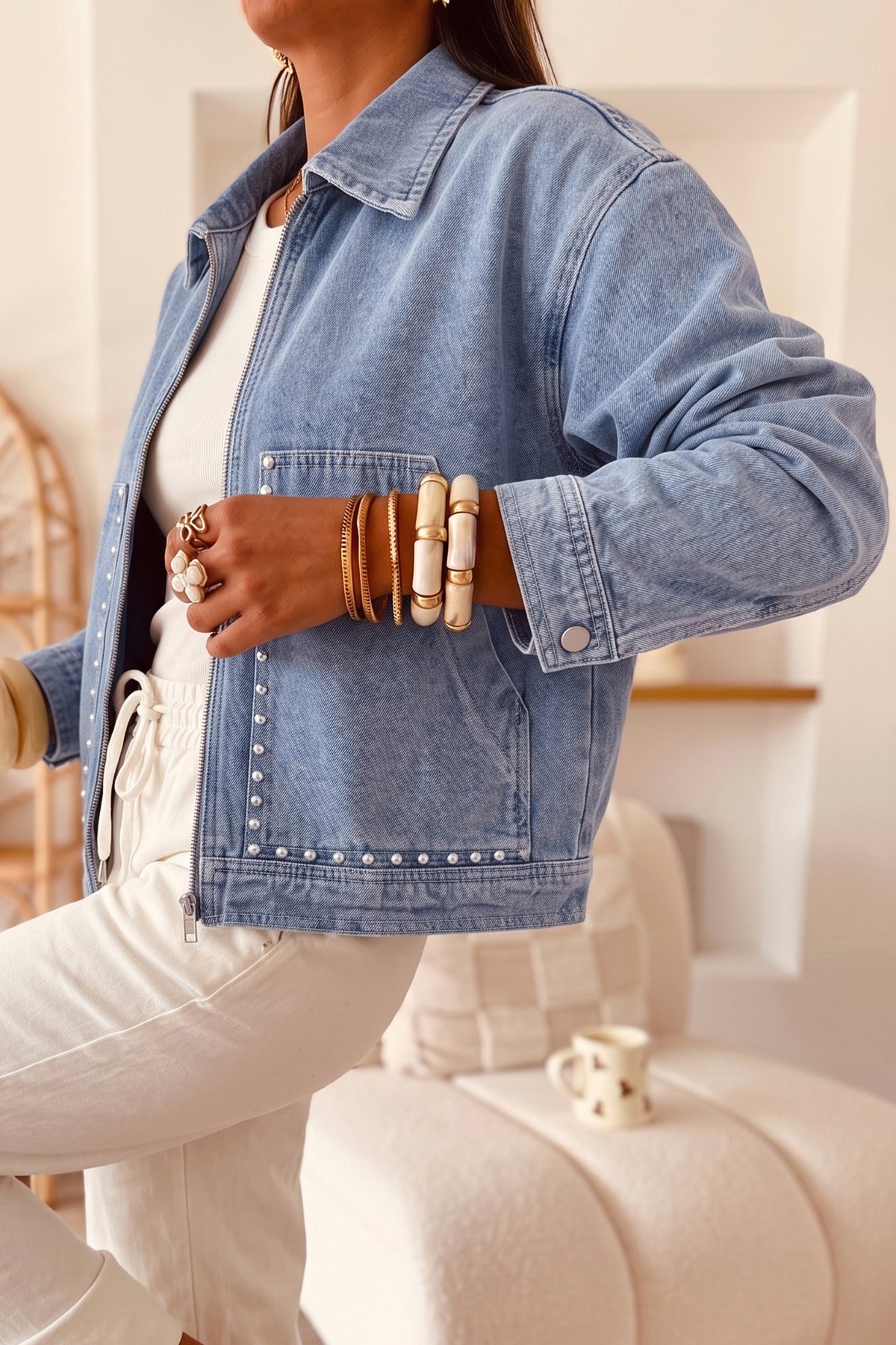 Chaqueta vaquera de manga larga con bolsillos, cremallera y remaches metálicos con tachuelas Beau Blue