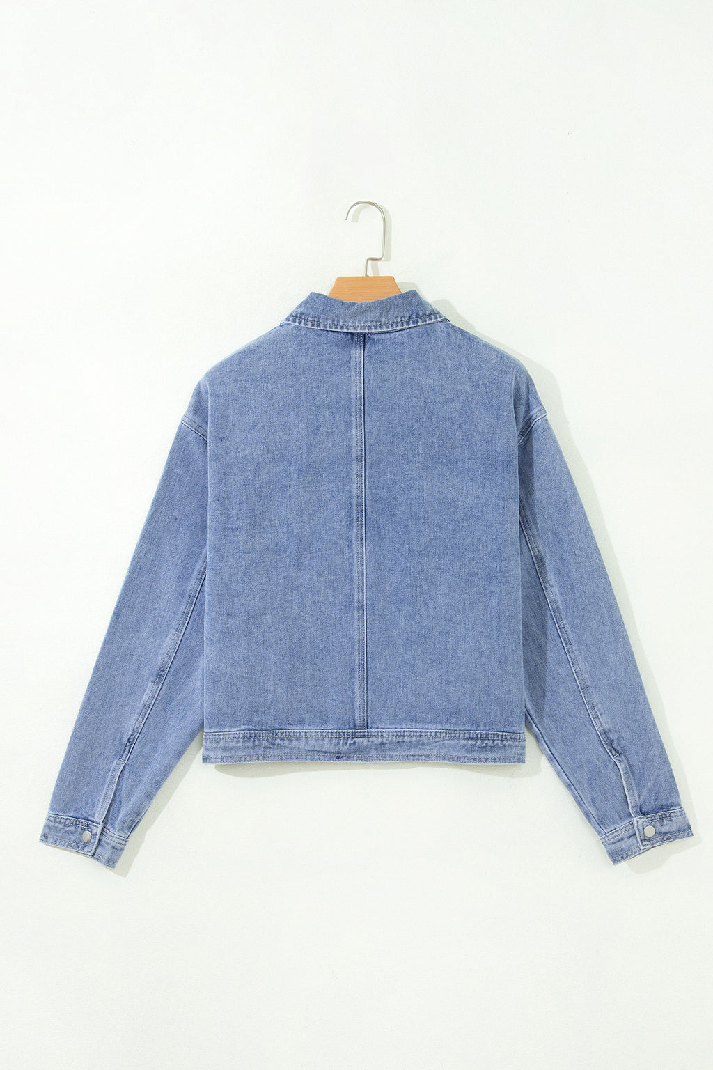 Chaqueta vaquera de manga larga con bolsillos, cremallera y remaches metálicos con tachuelas Beau Blue