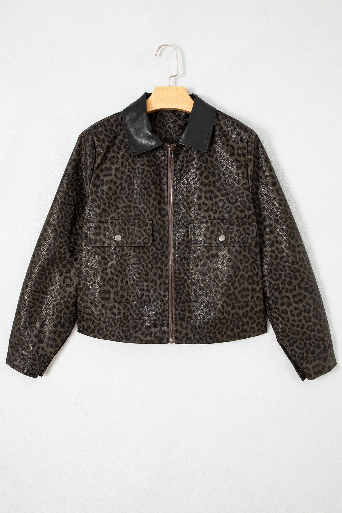 Chaqueta con cuello de bloques de color y estampado de leopardo multicolor