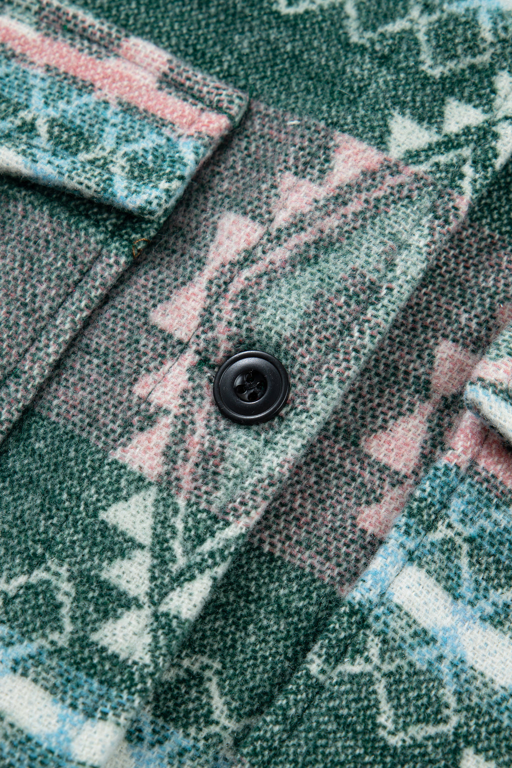 Chaqueta de manga larga con botones delanteros y estampado geométrico verde